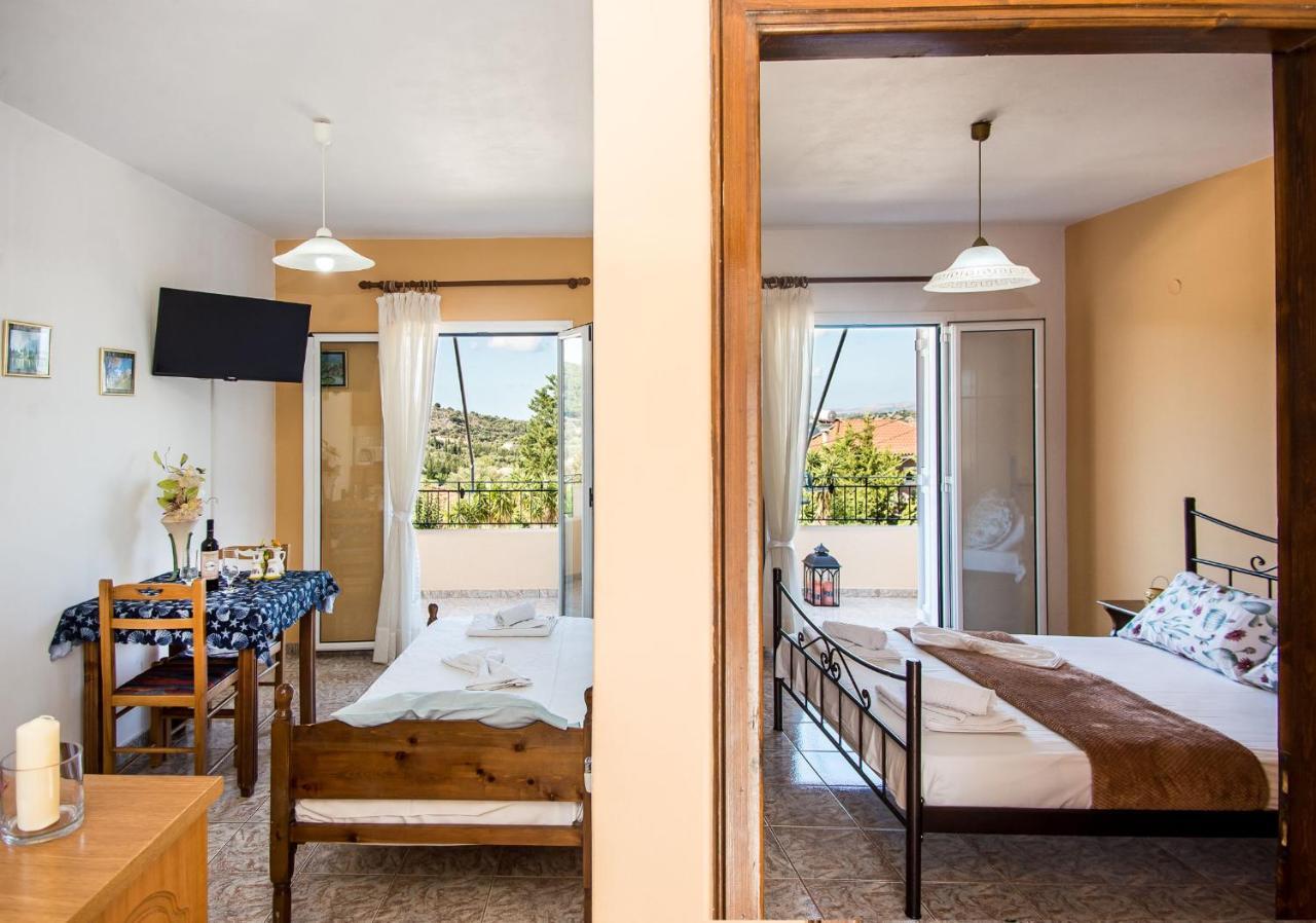 Aristotelis Apartments Razáta Eksteriør billede