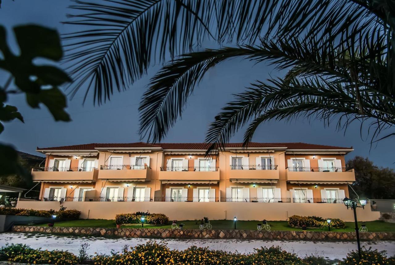 Aristotelis Apartments Razáta Eksteriør billede
