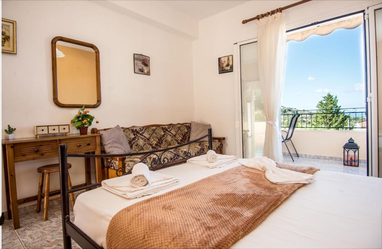 Aristotelis Apartments Razáta Eksteriør billede