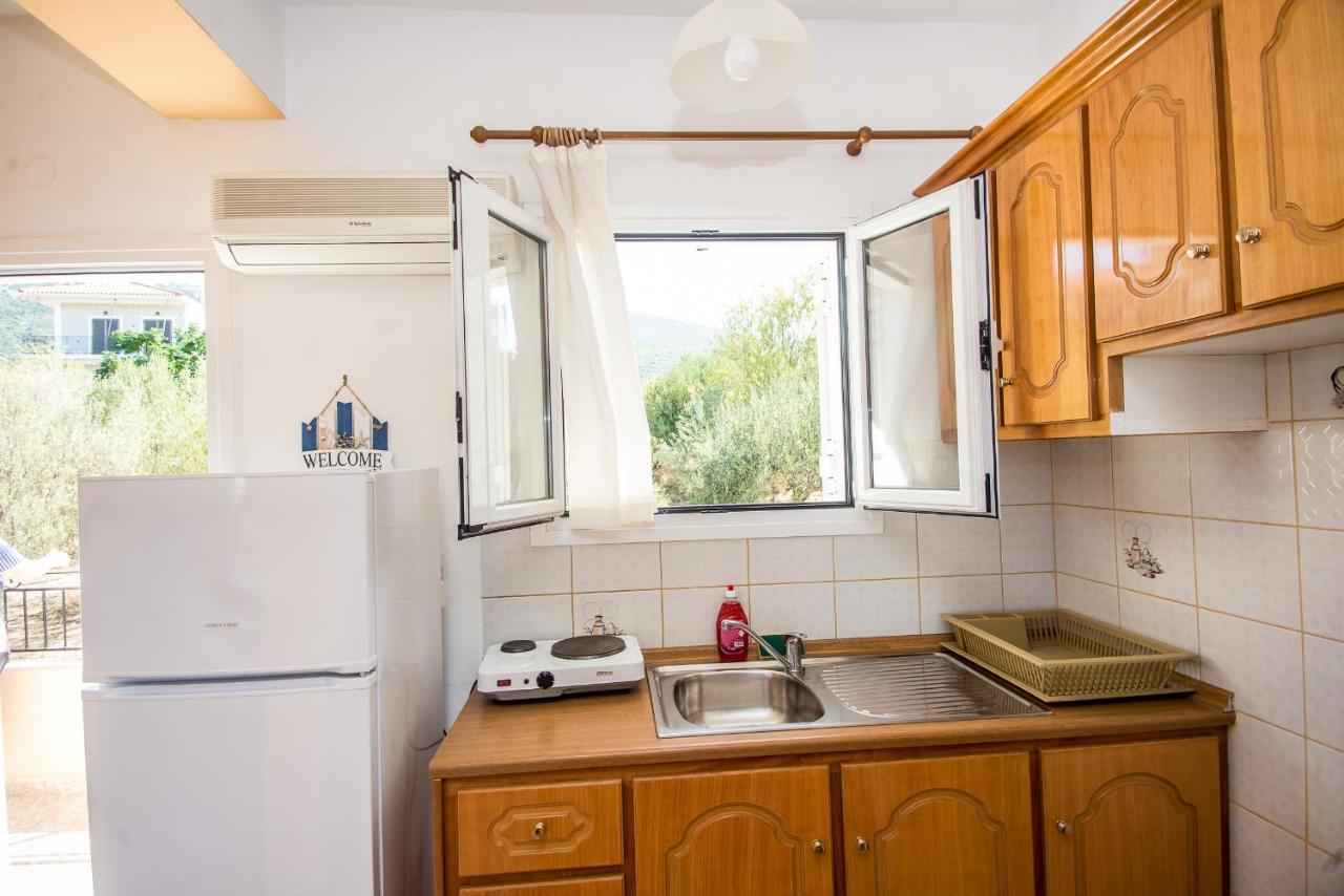 Aristotelis Apartments Razáta Eksteriør billede