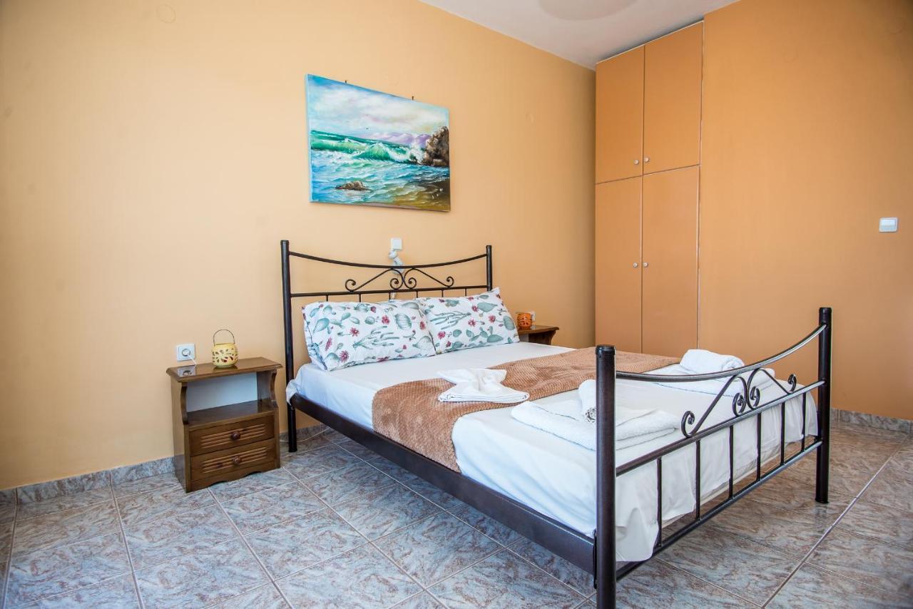 Aristotelis Apartments Razáta Eksteriør billede